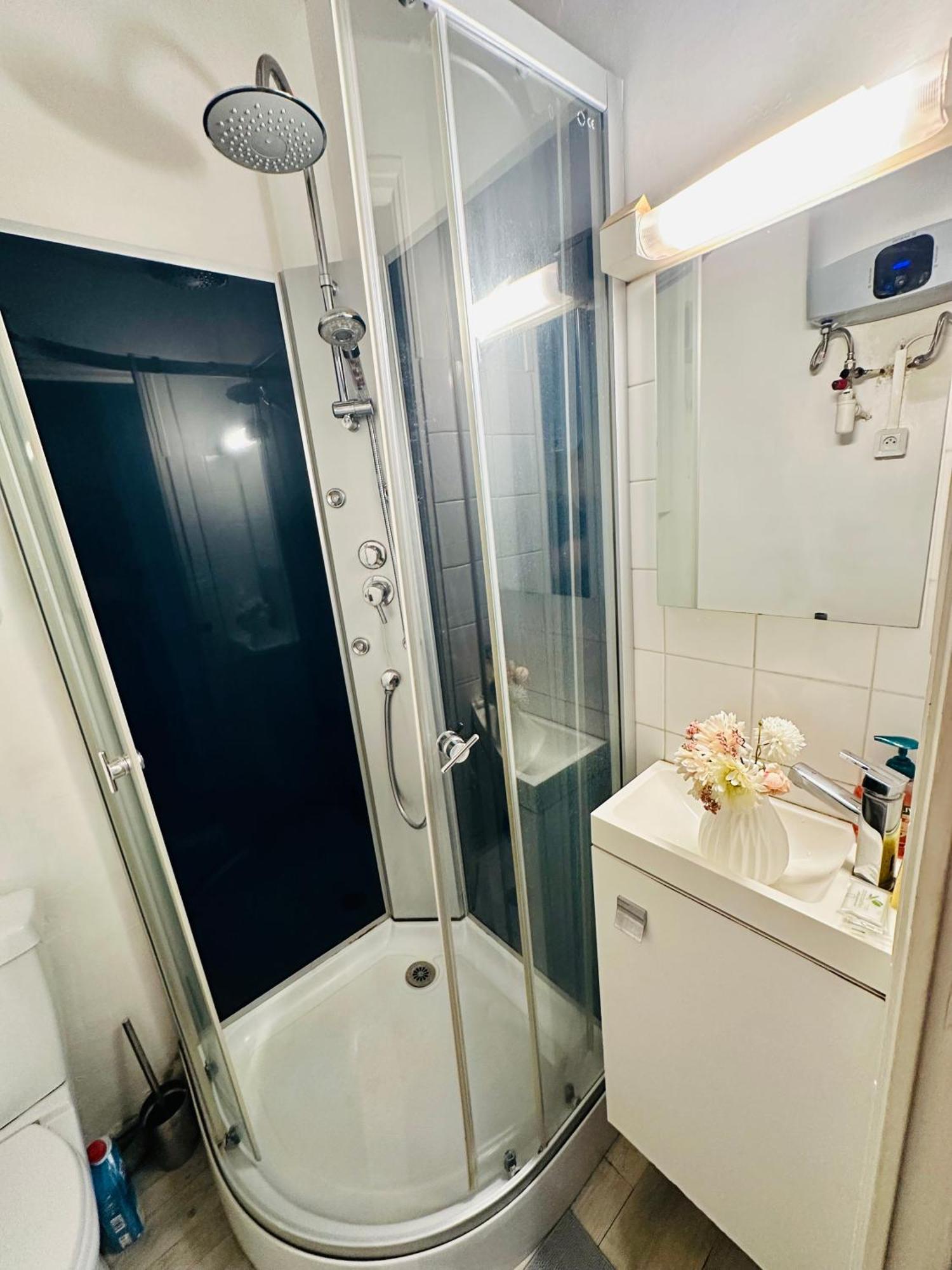 Dream Dwell - Cozy Family Near Quartier Marais Iiie Appartamento Parigi